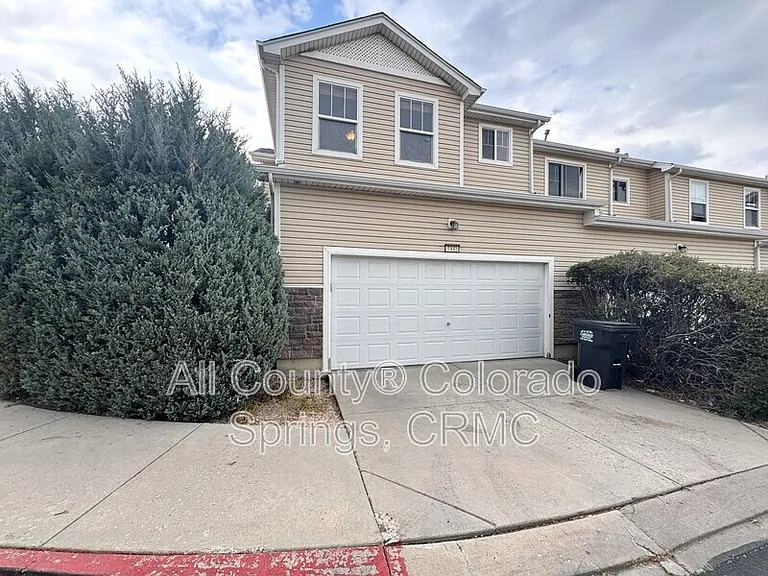 7332 Sandy Springs Point — Photo 30