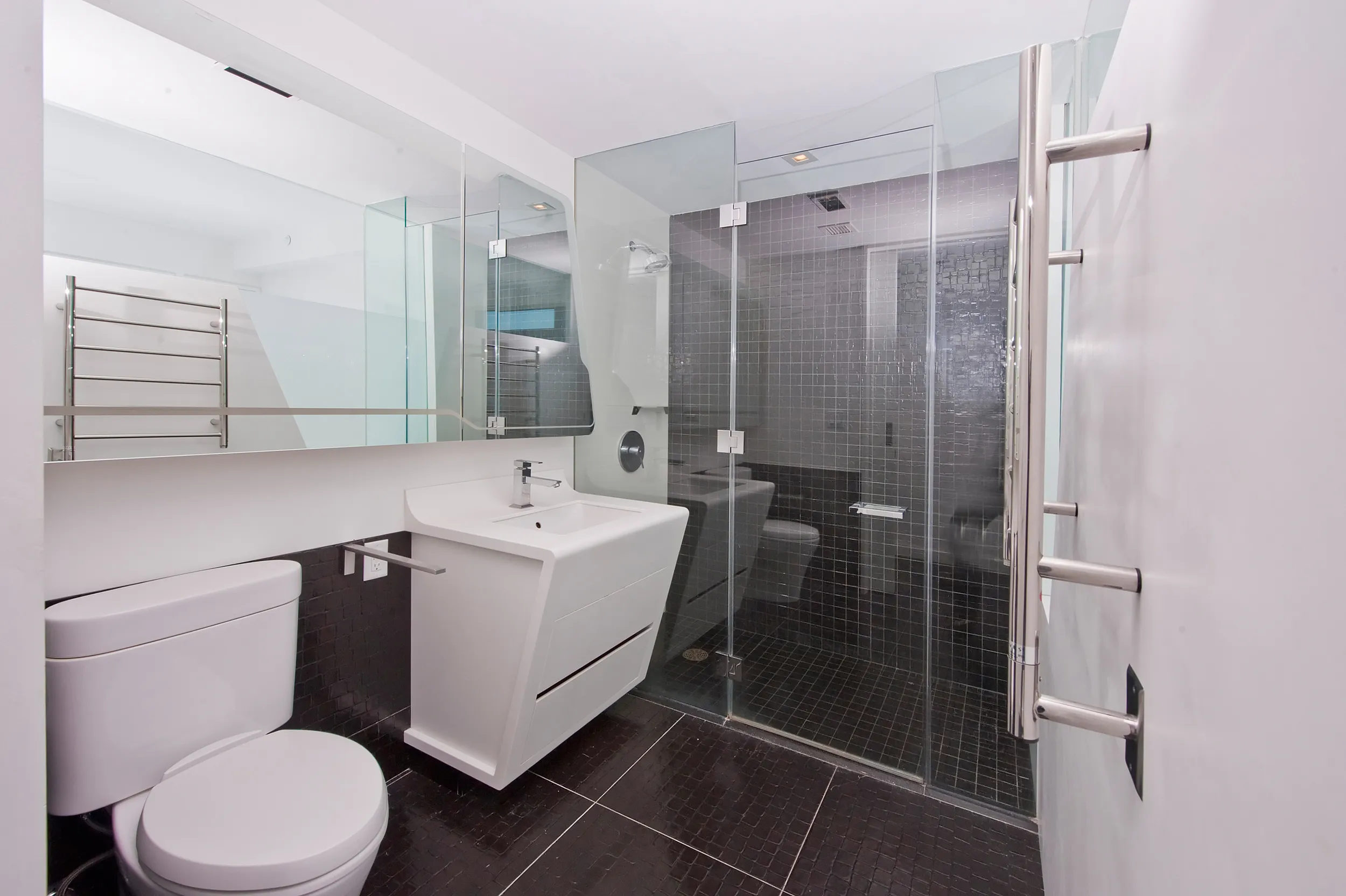 123 Washington Street #42H in Financial District, Manhattan