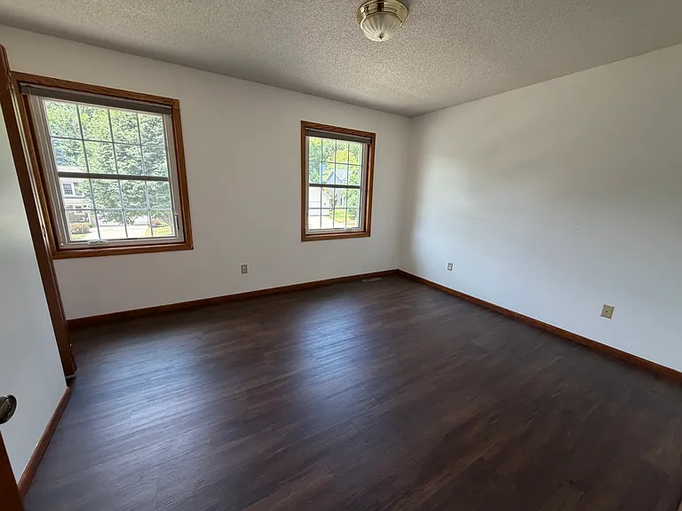 1951 Fox Valley Dr SW — Photo 22