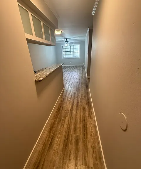 305 N. Montevideo Ave. - 4 — Photo 1