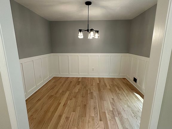 5th image of 55 Pine Ferry Dr NE