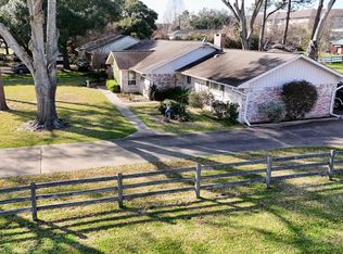14332 Westway Ln, Houston, TX 77077