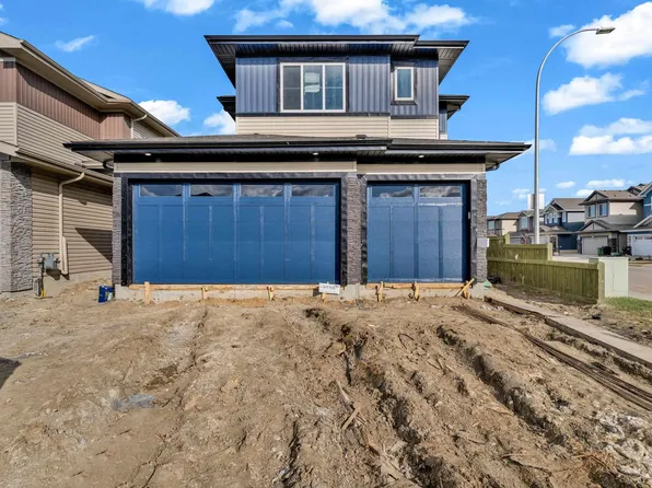 12603 44th St NW, Edmonton, AB T5A 1V4