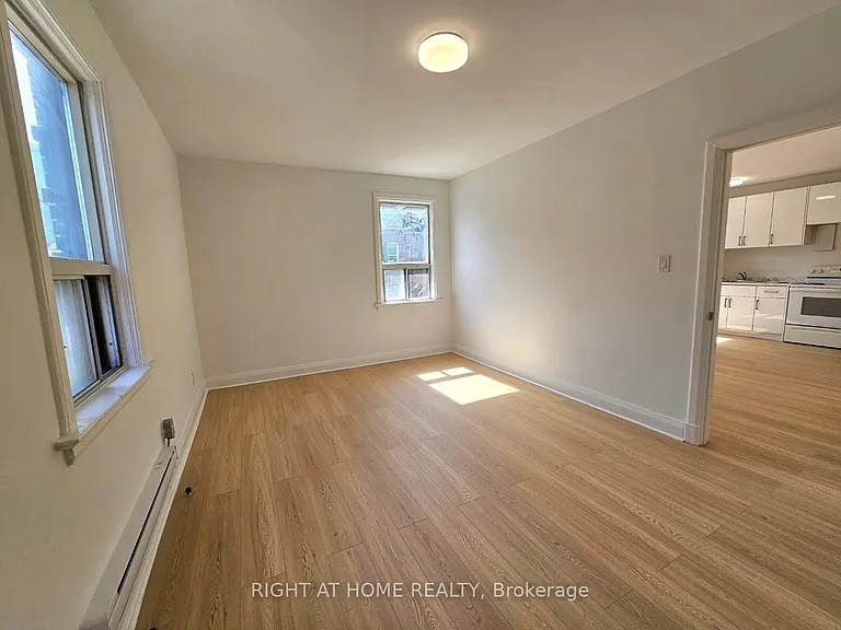 1316A King St W #2 — Photo 5