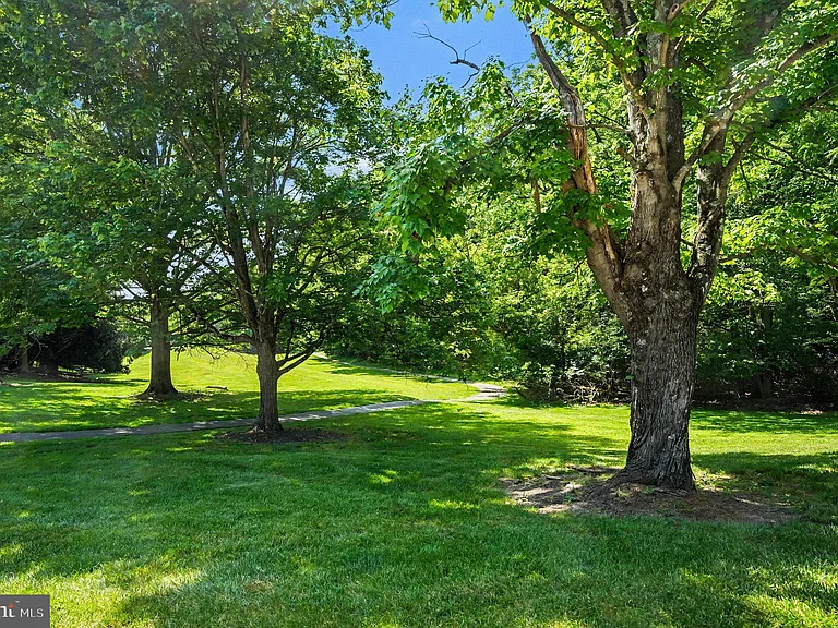 205 Valley Stream Ln #205 — Photo 22