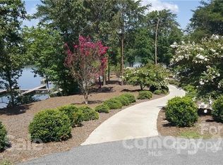 1172 Cleopatra Ln, Connelly Springs, NC 28612