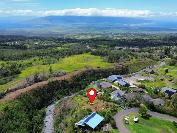 230 Kulalani Dr #A, Kula, HI 96790