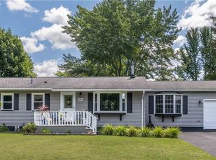 96 Sussex Rd, Rochester, NY 14623