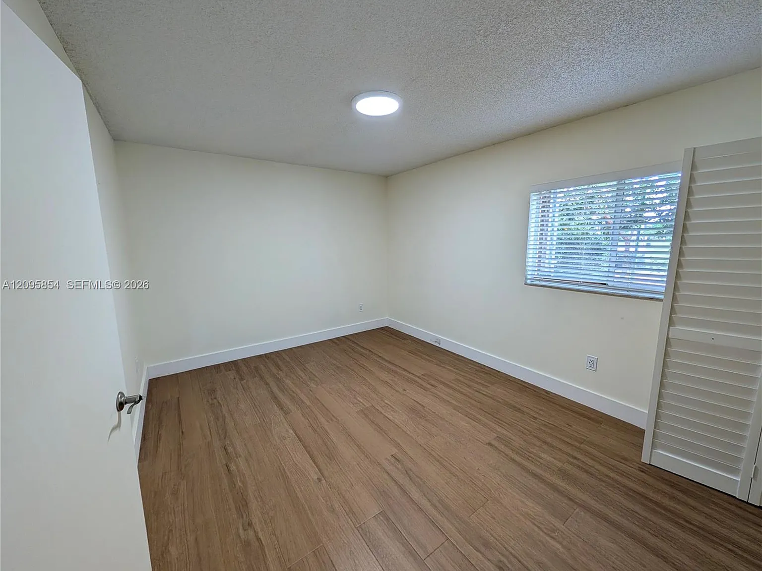 Lakewood At Emerald Hills — Photo 4