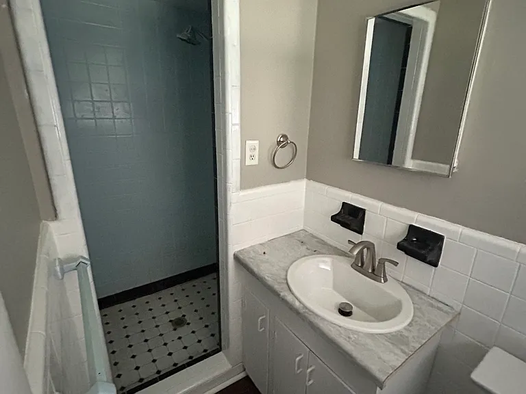 1438 Haviland Cir — Photo 12