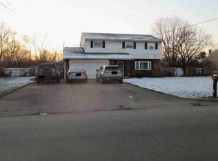 8205 Meadowlark Dr, Carlisle, OH 45005