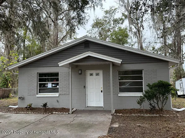 900 Wood Dr, Brooksville, FL 34601