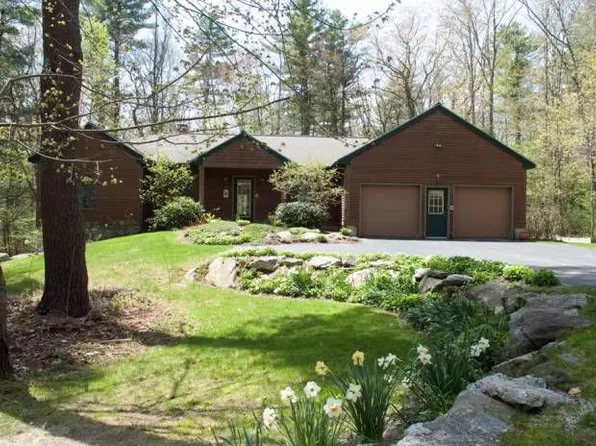 19 Conifer Rdg, Cumberland Foreside, ME 04110