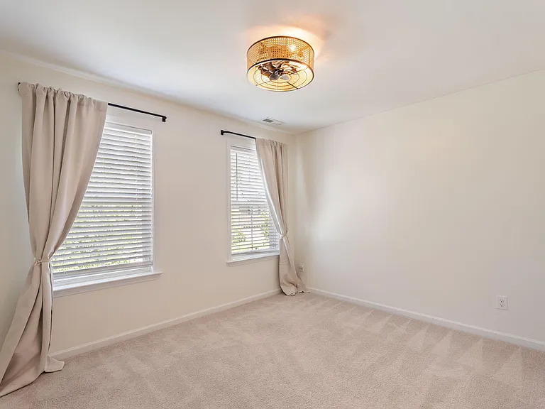 855 Ember Dr — Photo 31
