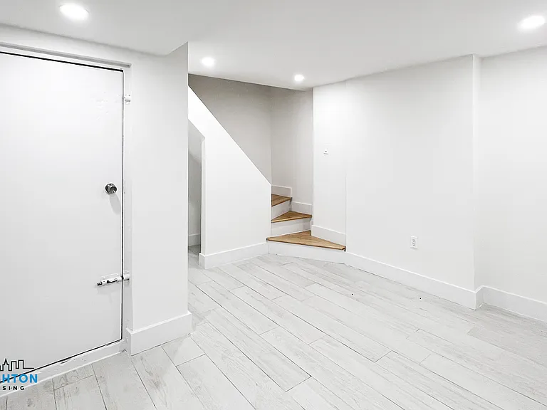 750 Washington Ave #1LL — Photo 11