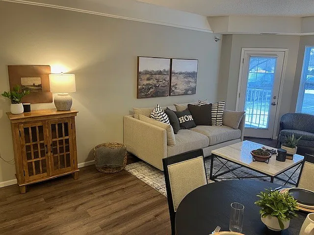 Blackberry Pointe Apartments — Photo 6