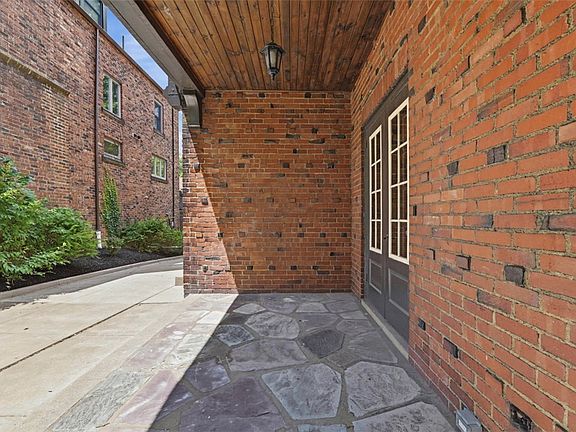 5th image of 1264 Bellerock St