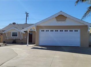 15791 Hummingbird Ln, Huntington Beach, CA 92649