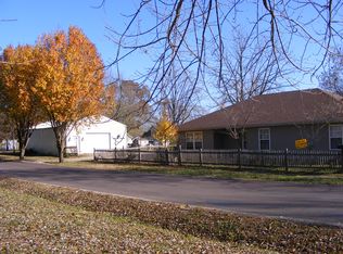 401 E Howard St, Sedalia, MO 65301