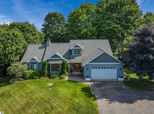 12114 E Spinnaker Ln #6, Suttons Bay, MI