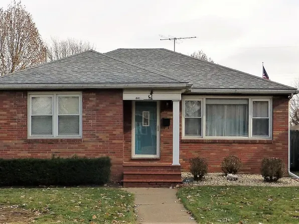 441 Tipton Ave, Wood River, IL 62095
