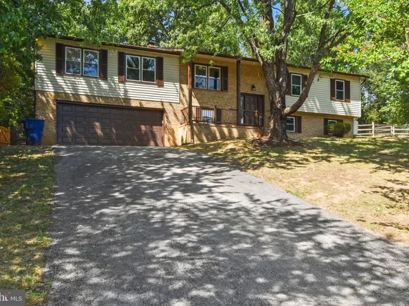 1492 Linden St, Front Royal, VA 22630