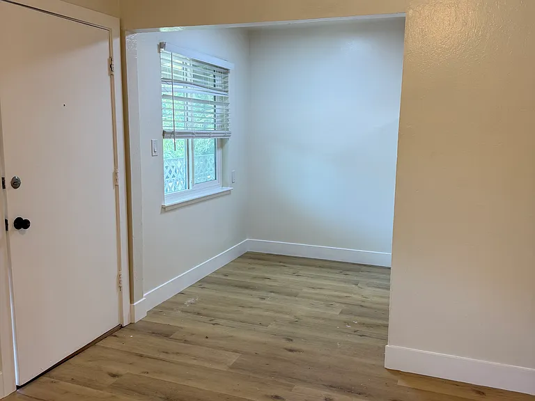 190 Boston Ave #5 — Photo 7