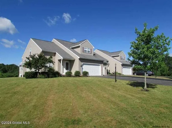 6 Fairway Drive #A, Mechanicville, NY 12118