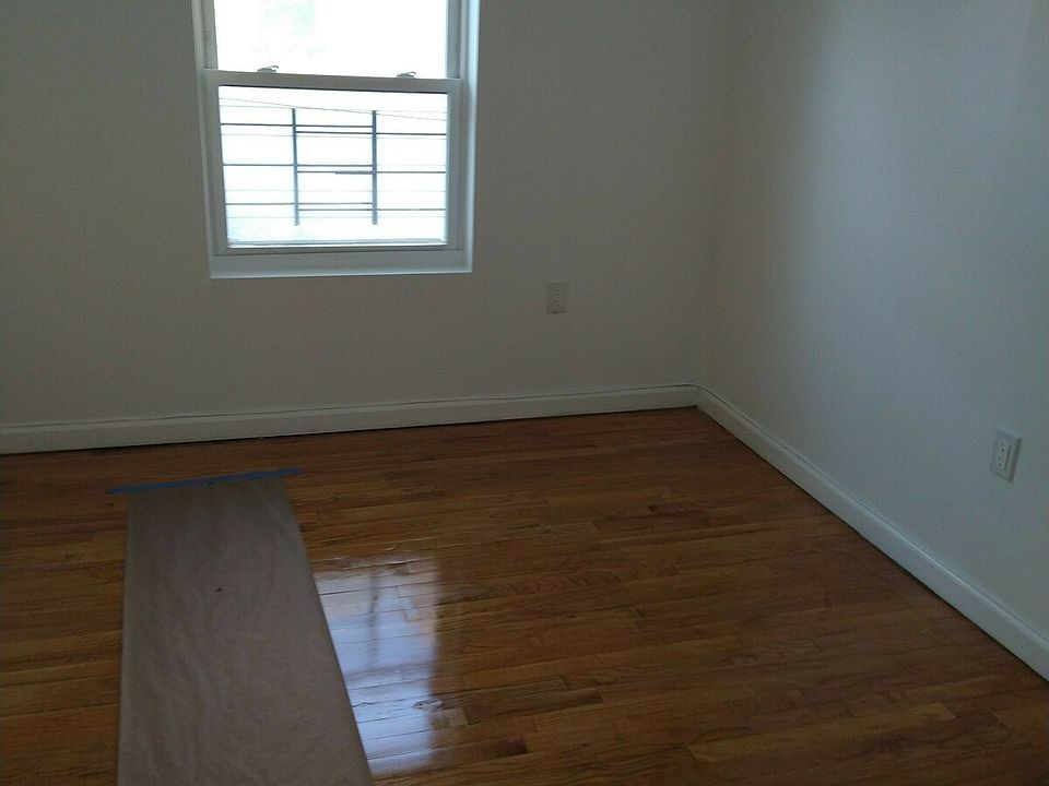 1st image of 161-15 N Conduit Ave #2
