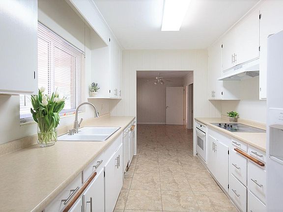 5th image of 716 Voncile Ave #1