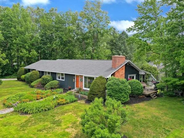 153 Hitzel Terrace, Rutland Town, VT 05701