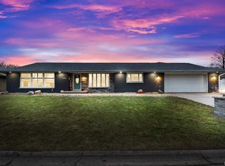 544 E Idlewood St, Morton, IL