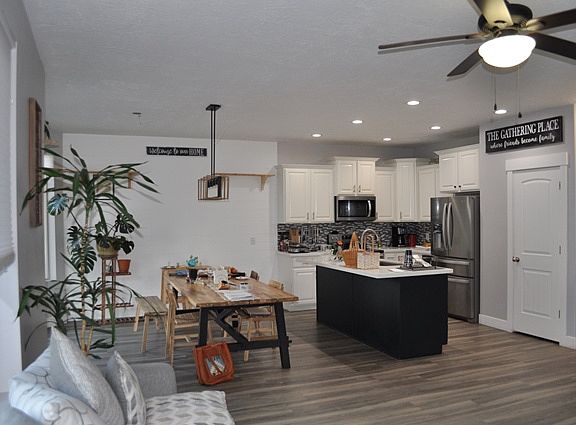 5th image of 94 W Condor Rd