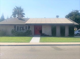 2145 S Woodland St, Visalia, CA 93277