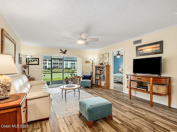 5th image of 520 S Brevard Ave APT 214