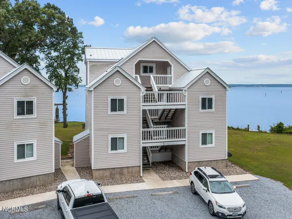 89 Country Club Drive #I3, Minnesott Beach, NC 28510