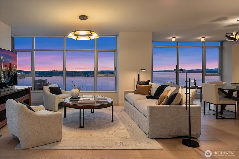 3rd image of 583 Battery Street #3704N