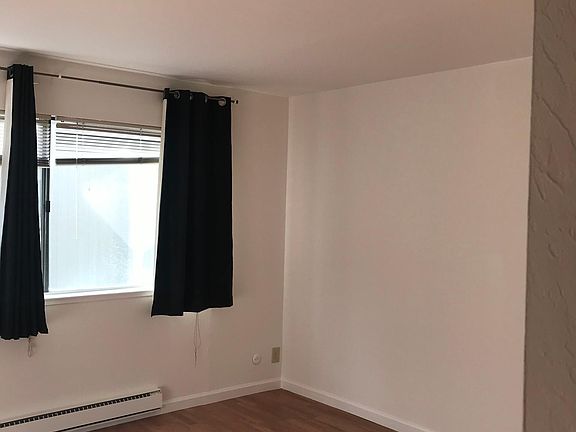 4th image of 3015 Kaiser Dr Unit B