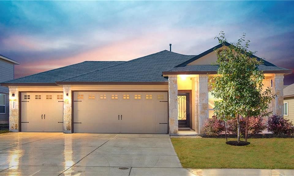 1st image of 321 Oak Creek Way