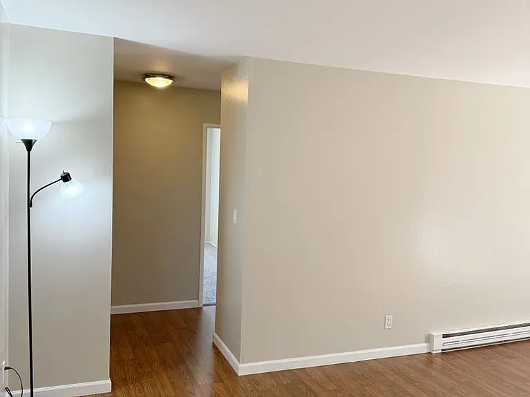 2020 Building — Photo 39