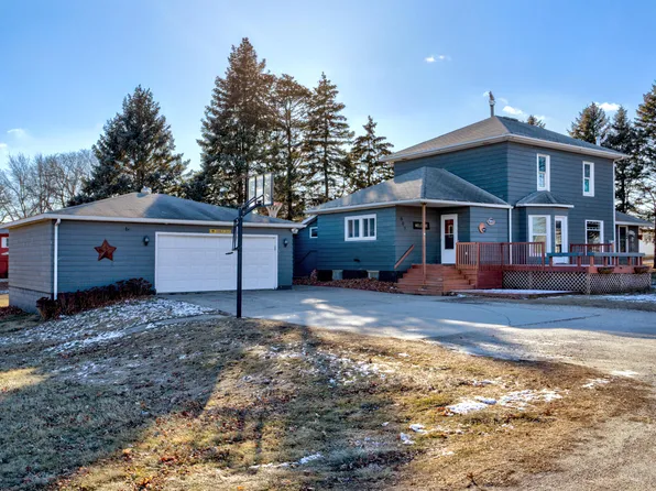 602 E Minnie St, Radcliffe, IA 50230