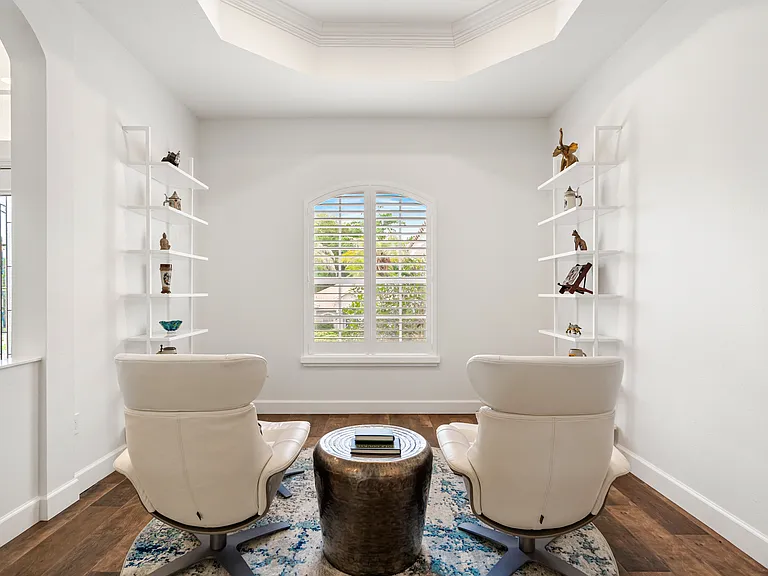 12649 Oak Hollow Ct — Photo 9