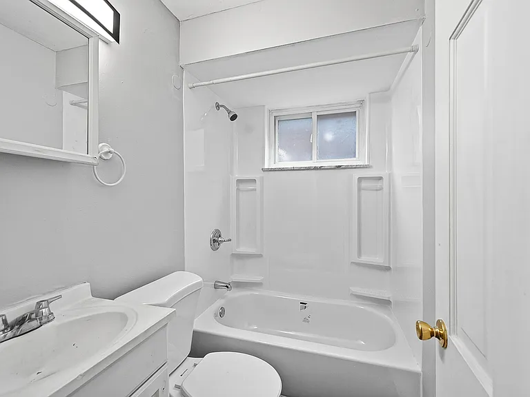 6320 Beechmont Ave #1 — Photo 7