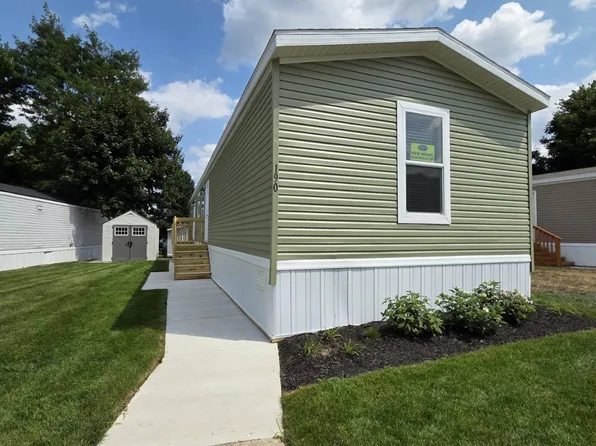 190 Pepperidge #190, Wixom, MI 48393