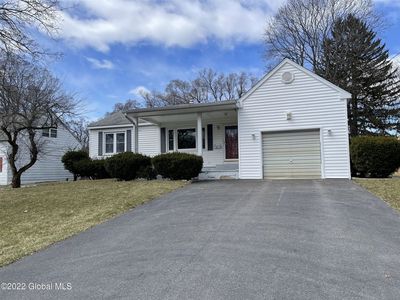 6 Ricky Blvd, Albany, NY, 12203