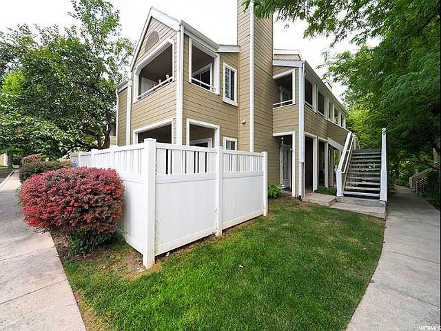 1st image of 1488 E Foxboro Dr #1