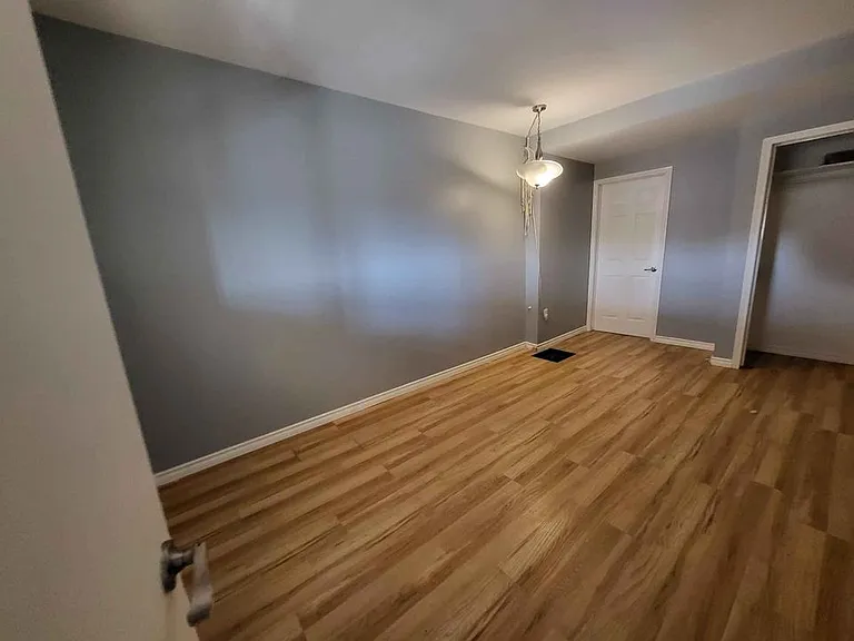 454 Burton Ave #1 — Photo 11