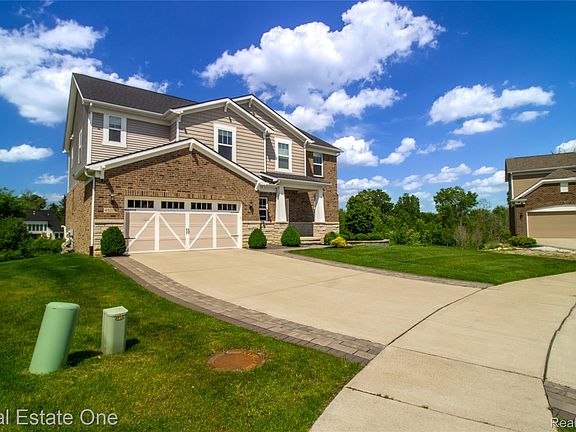 2nd image of 45204 Preserve Ct