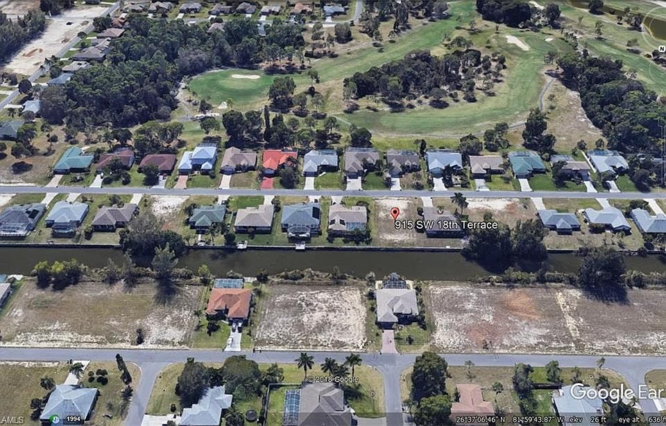 2nd image of 915 SW 18th Ter