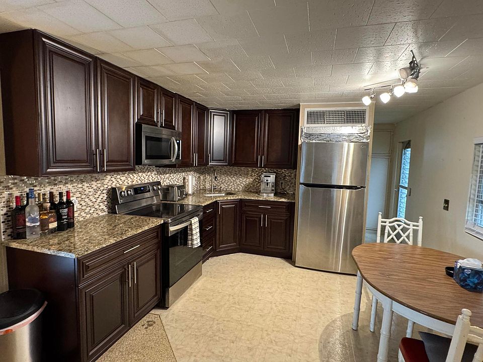 1st image of 8926 Palm Street